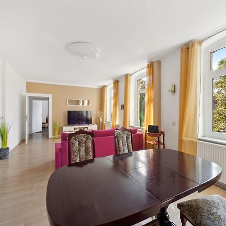 Schoenes Ferien-Appartement Fuer Bis Zu 6 Personen Halberstadt Exterior photo