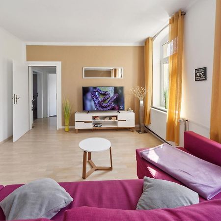 Schoenes Ferien-Appartement Fuer Bis Zu 6 Personen Halberstadt Exterior photo