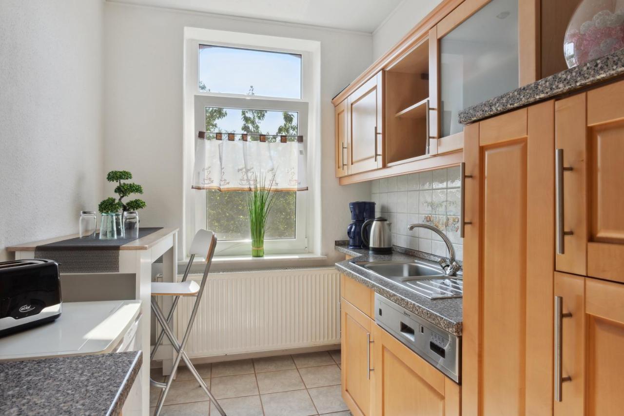 Schoenes Ferien-Appartement Fuer Bis Zu 6 Personen Halberstadt Exterior photo