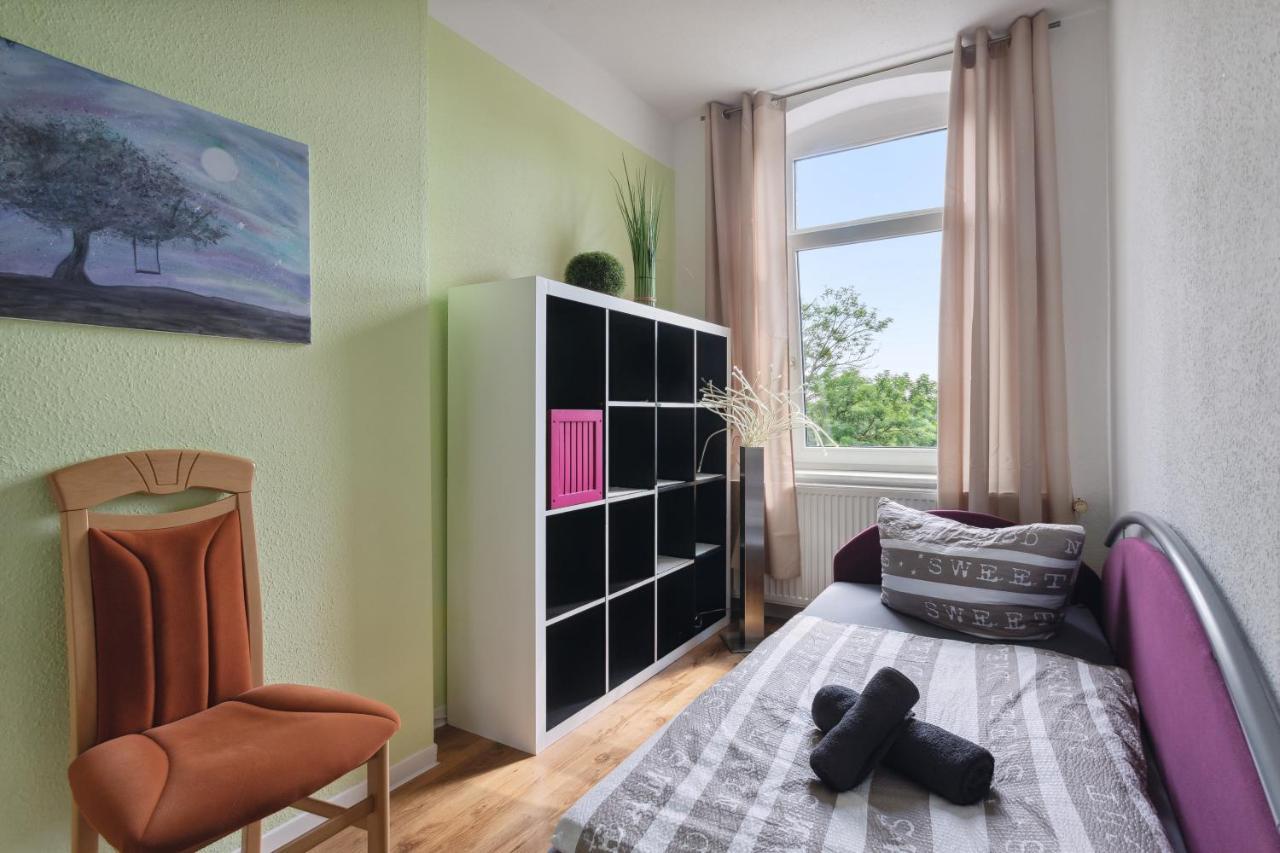Schoenes Ferien-Appartement Fuer Bis Zu 6 Personen Halberstadt Exterior photo